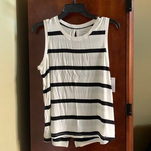 Halogen sleeveless top